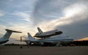 Columbus Air Force Base - Space Shuttle Placed on plane