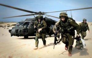 Soldier military practice at NCTAMS PAC